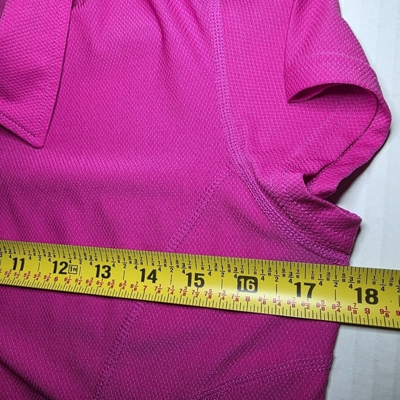Athleta Women's Pink Short Sleeve Top Sz M - Picture 8 of 9